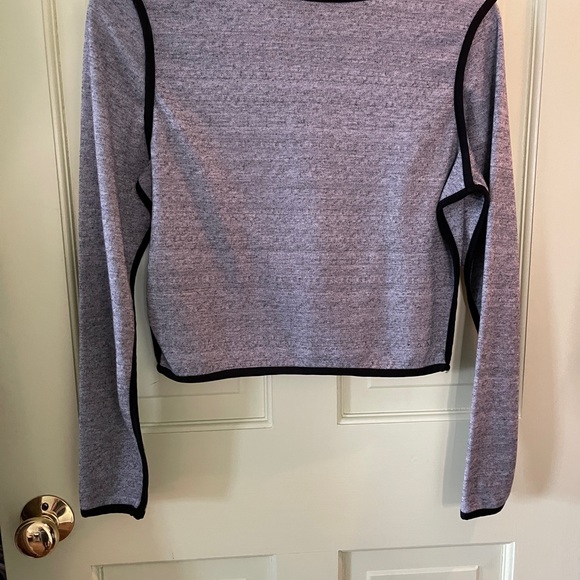 Reversible Top - Picture 2 of 3